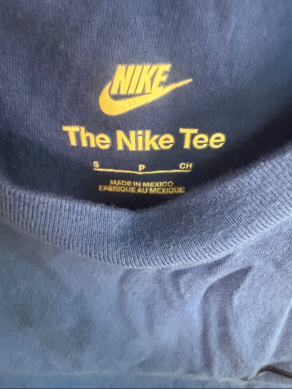 Nike Tee - Picture 3 of 4